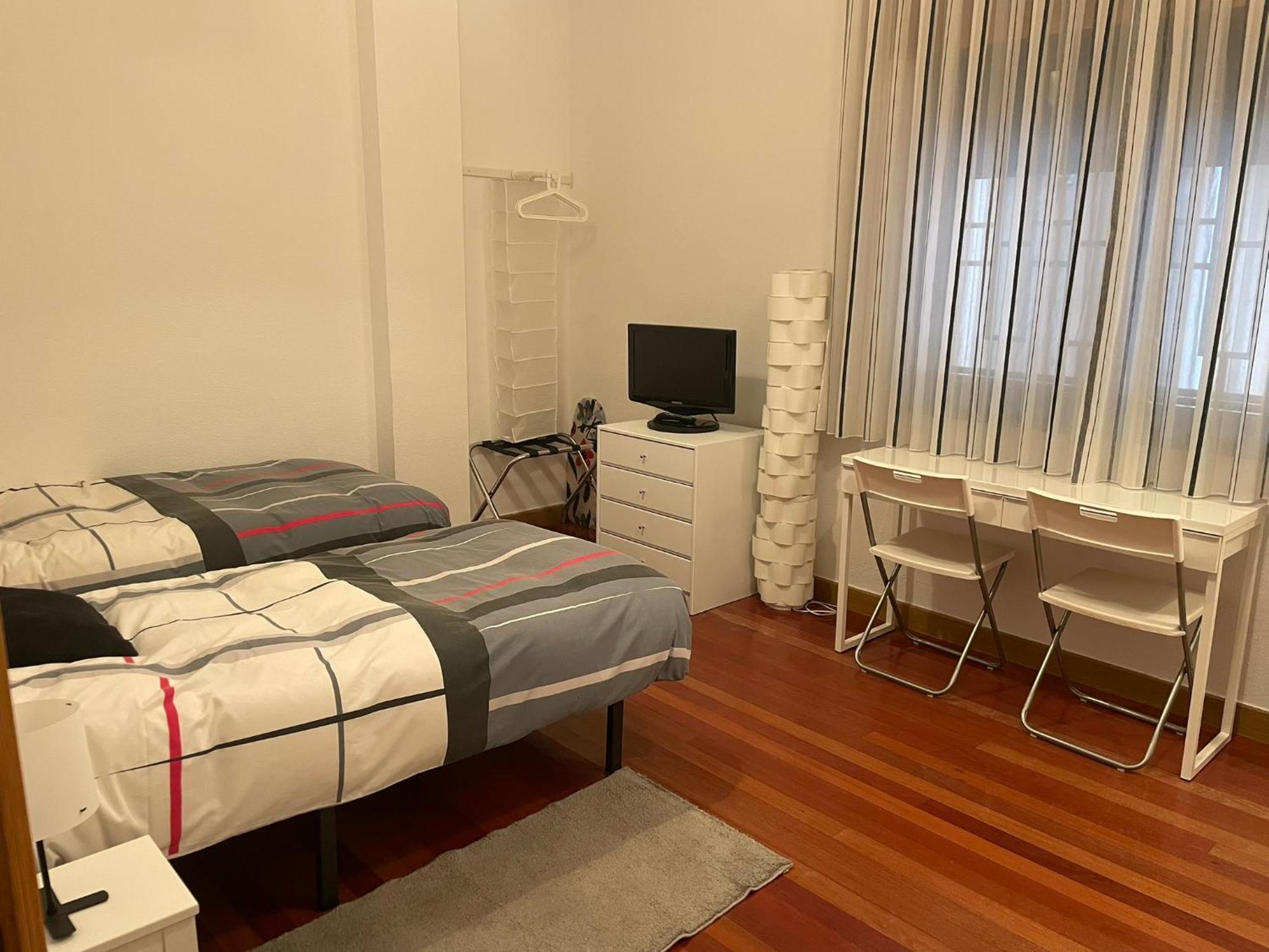 5 Bes- Estudio Apartamento *